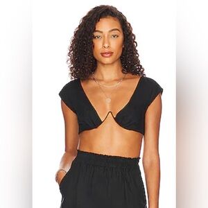 RUMER Luella Crop Top Black
Size S
Worn once